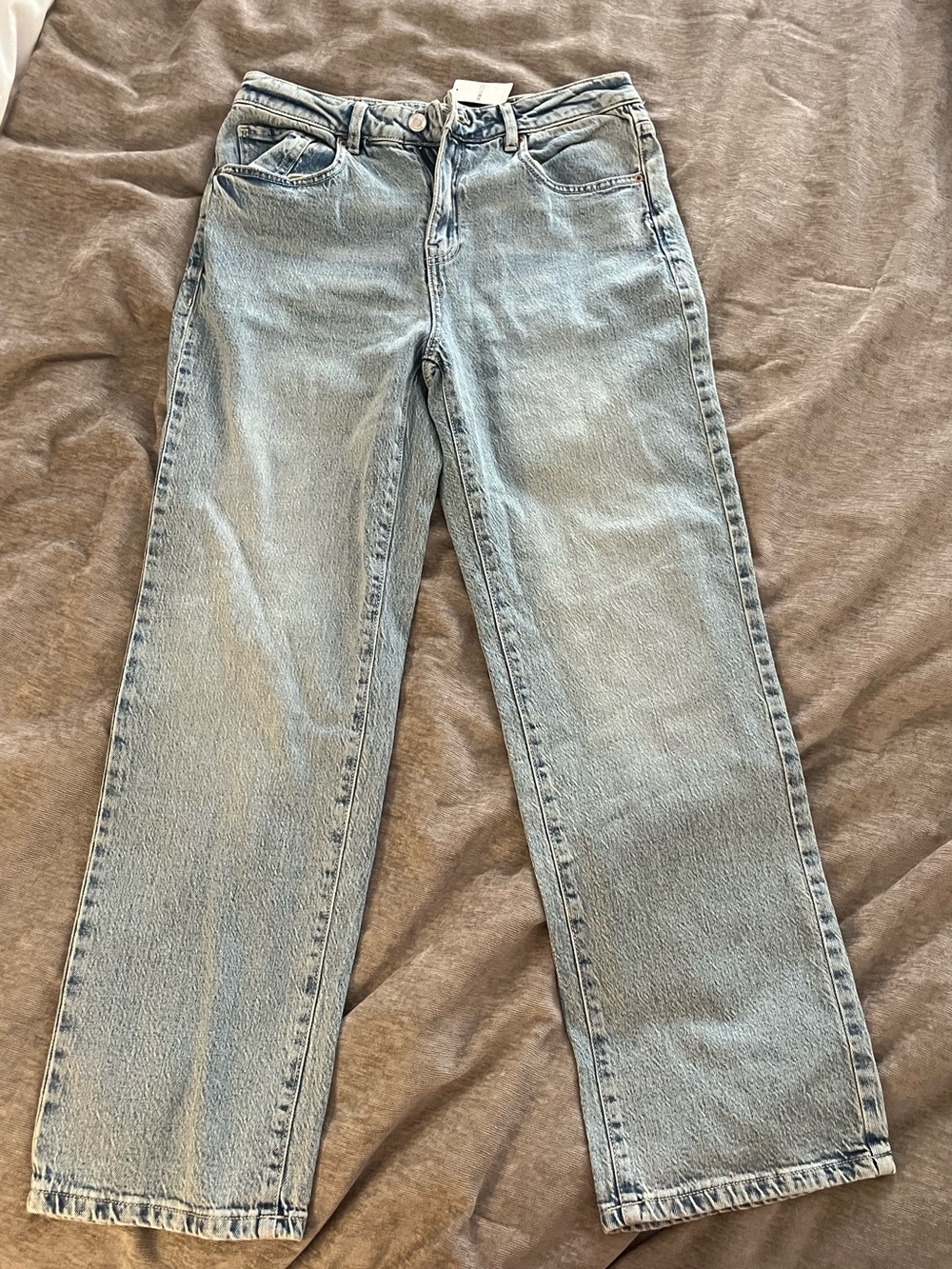 RW&CO. Straight Leg Light Wash Jeans NWT | Size 28